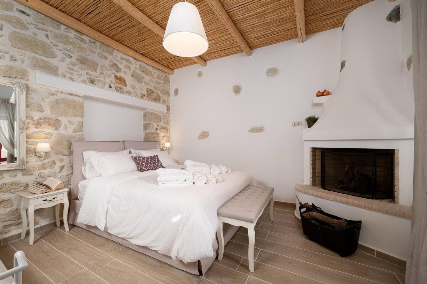Physis Country House Near Matala Beach & Faistos Kouses Exterior foto